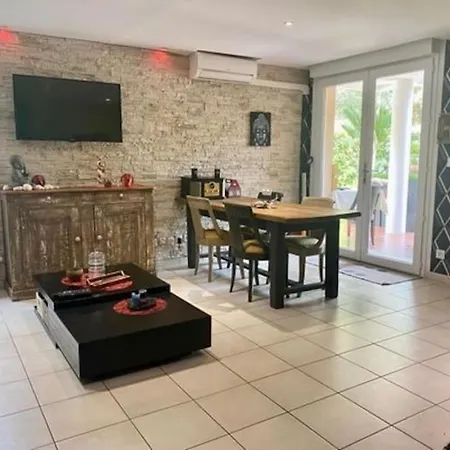 דירה Un Petit Coin De Paradis