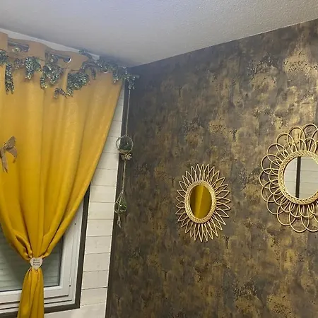 Un Petit Coin De Paradis דירה